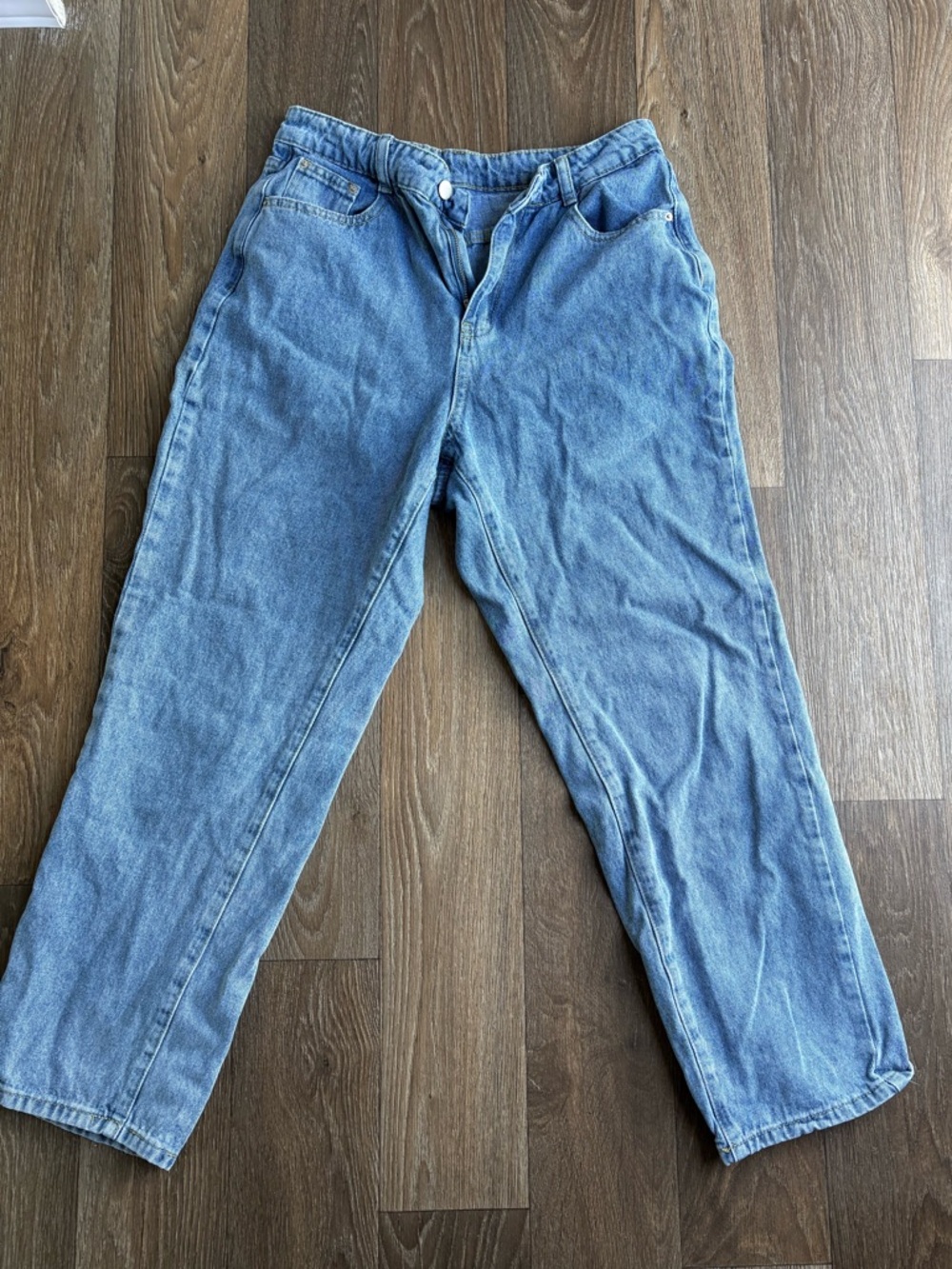 Classic women’s Light Blue Denim Jeans